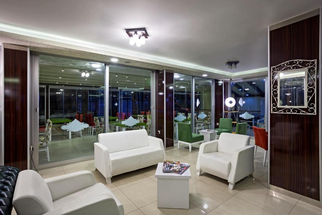 Sato Hotel Antalia Esterno foto