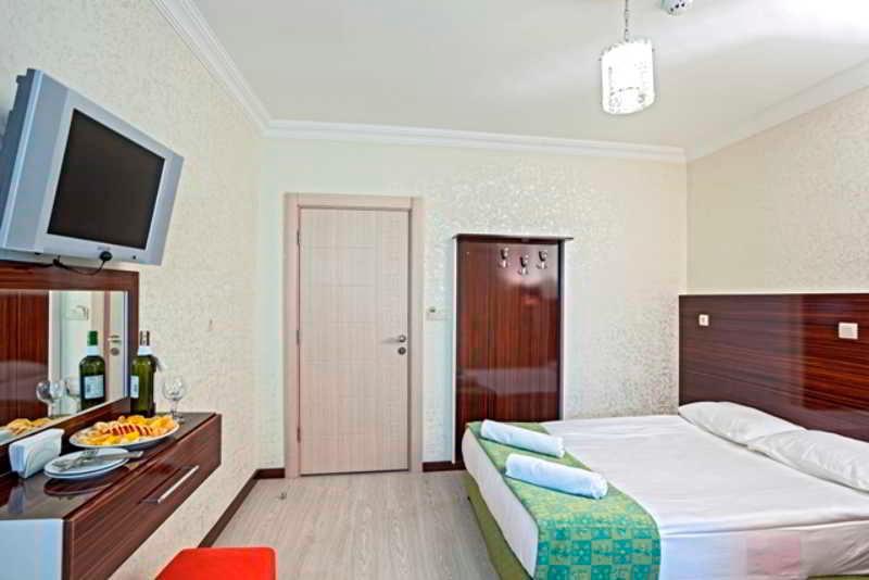 Sato Hotel Antalia Esterno foto