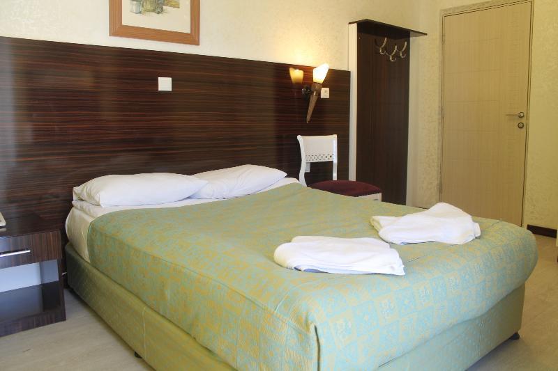 Sato Hotel Antalia Esterno foto